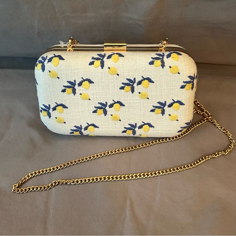 ANN TAYLOR Lemons Clutch NWT